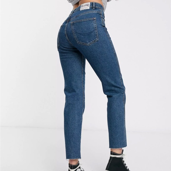 Pull&Bear slim mom jean in blue - Picture 1 of 4